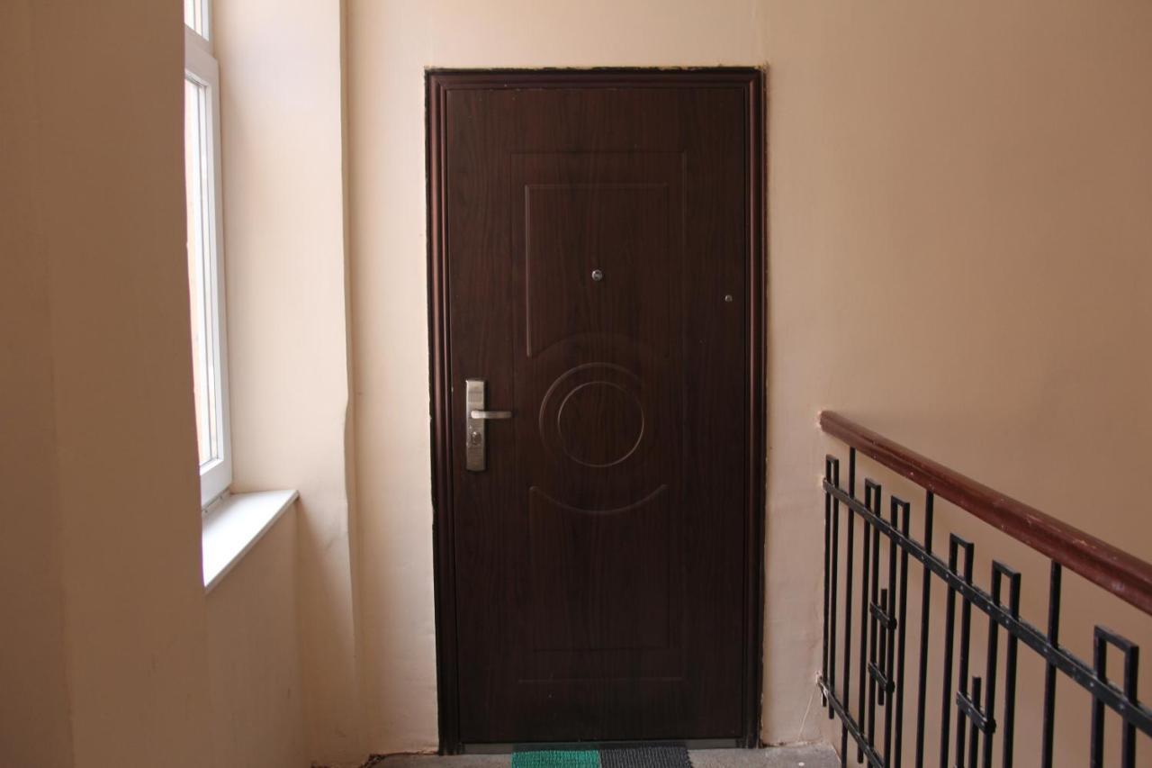 Apartments Domovik ,Kirilla I Mefodiya, 5 Mukačevo Esterno foto